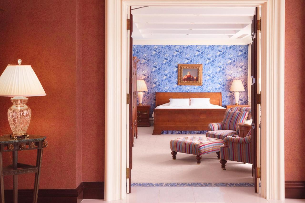 Omo7 Asahikawa By Hoshino Resorts Exterior photo A suite at the Four Seasons Hotel, Hong Kong